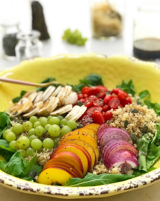 Quinoa and Peach Salad سلطة الكينوا والدراق